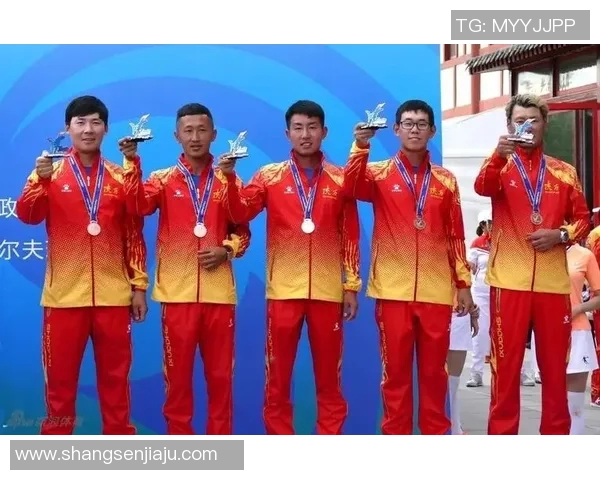 全运会特别报道：成都足球队如何逆袭成冠军的励志故事与奋斗历程